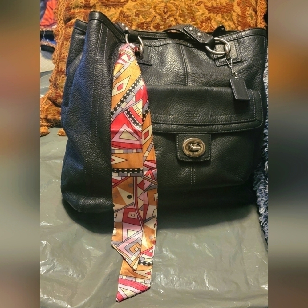 COACH PURSE EUC